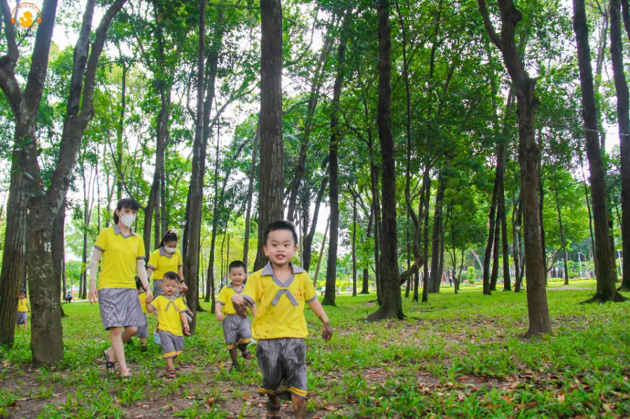 Nhóm trẻ Ban Mai - Nguyễn Cư Trinh