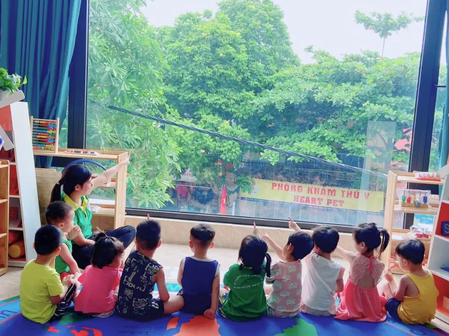 Trường Mầm Non Việt Úc Montessori - Phú Cường