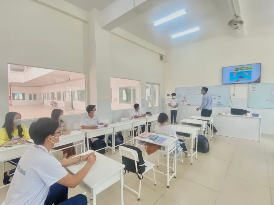 Trường Trung Tiểu Học Marie Curie