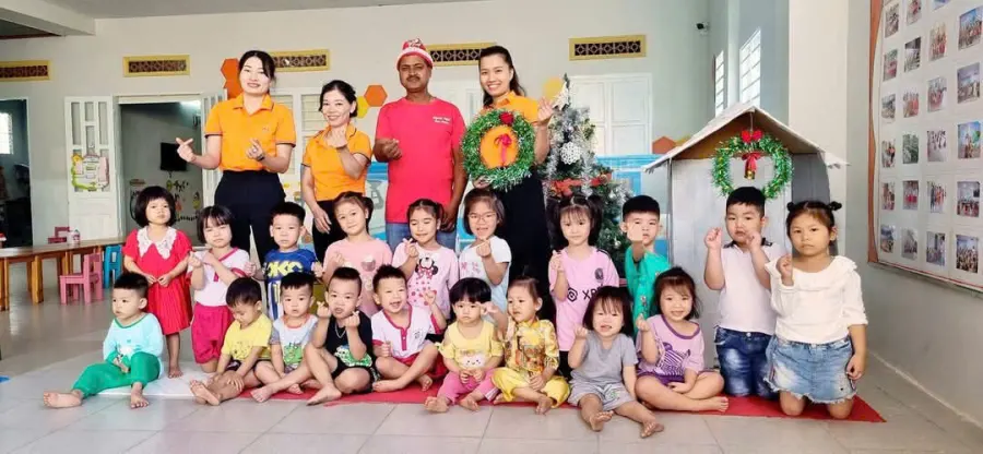 Trường Mầm Non Hoa Sữa