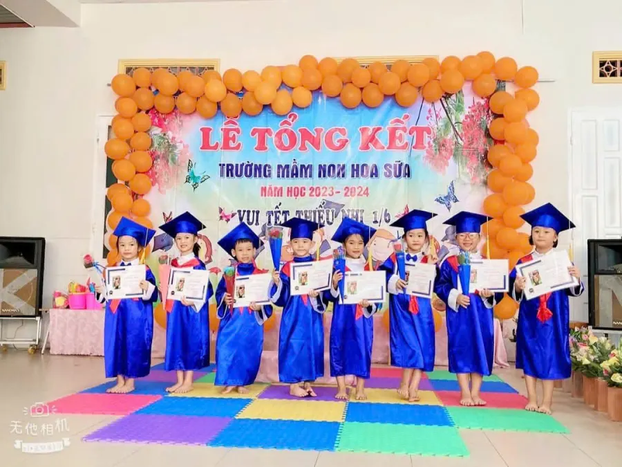Trường Mầm Non Hoa Sữa