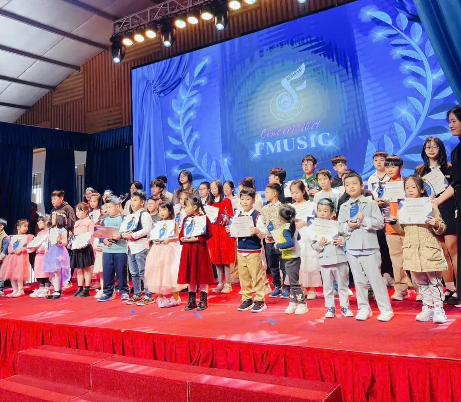Trung tâm nghệ thuật FMUSIC