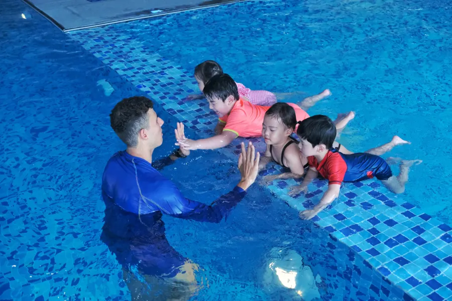 Trung tâm dạy bơi Octopool Swim School - Quảng An, Tây Hồ