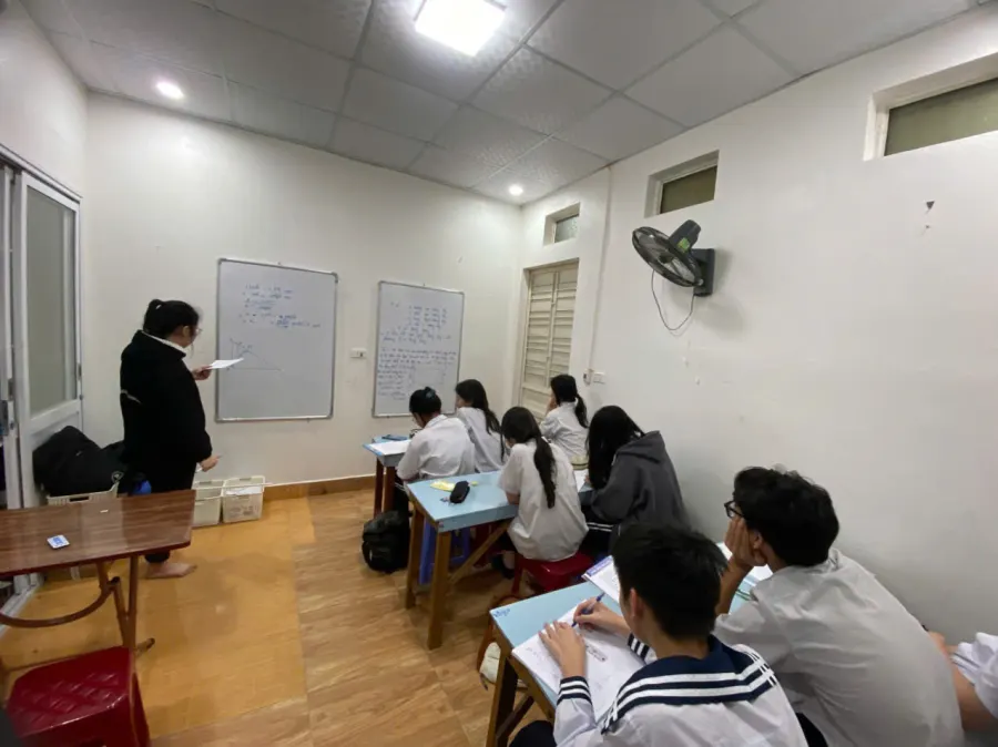 Trung Tâm Bồi Dưỡng Văn Hóa Trò Giỏi DLT