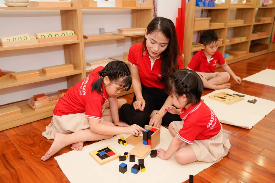 Trường Mầm Non Song Ngữ Master Kids Montessori - Tô Hiệu - Hà Cầu