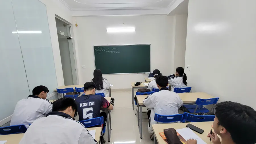 TRUNG TÂM BỒI DƯỠNG KIẾN THỨC VÀ KỸ NĂNG HT