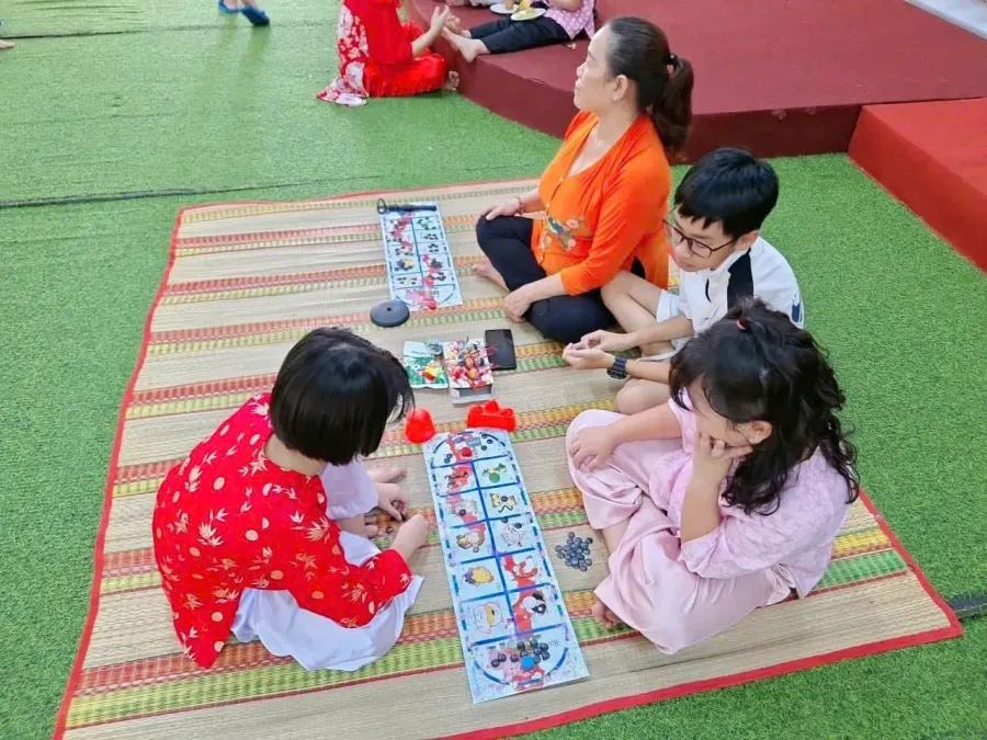 TRƯỜNG TIỂU HỌC VIỆT MỸ ÚC