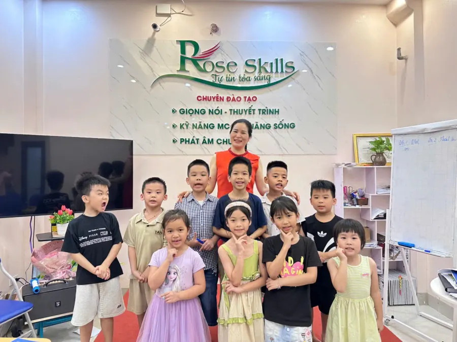 Trung Tâm Đào Tạo Kỹ Năng Rose Skills
