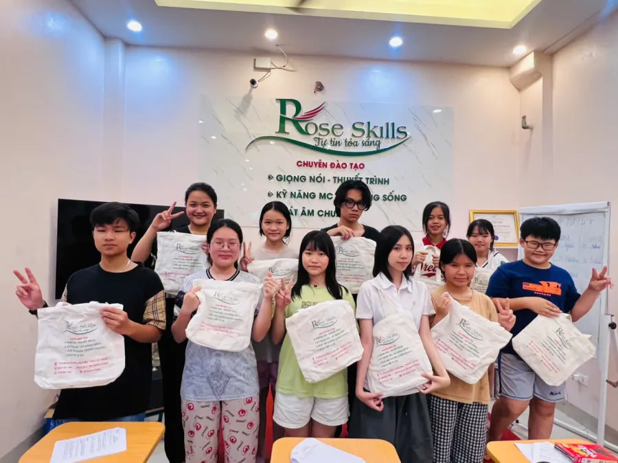 Trung Tâm Đào Tạo Kỹ Năng Rose Skills