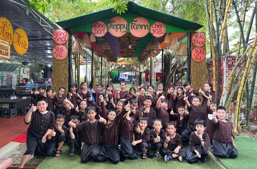 Le Hoa Educations (Mầm non - Bán trú - Dạy kèm)