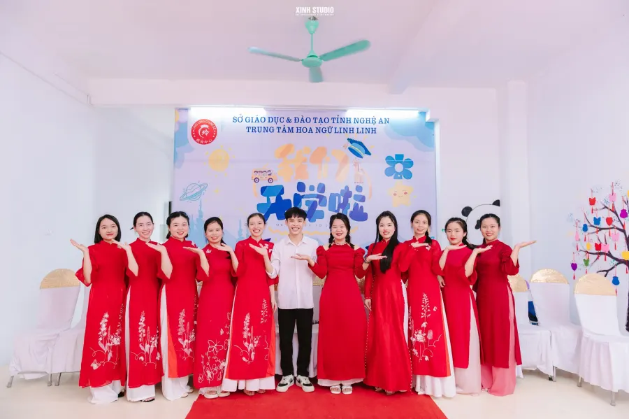 Trung Tâm Hoa Ngữ Linh Linh