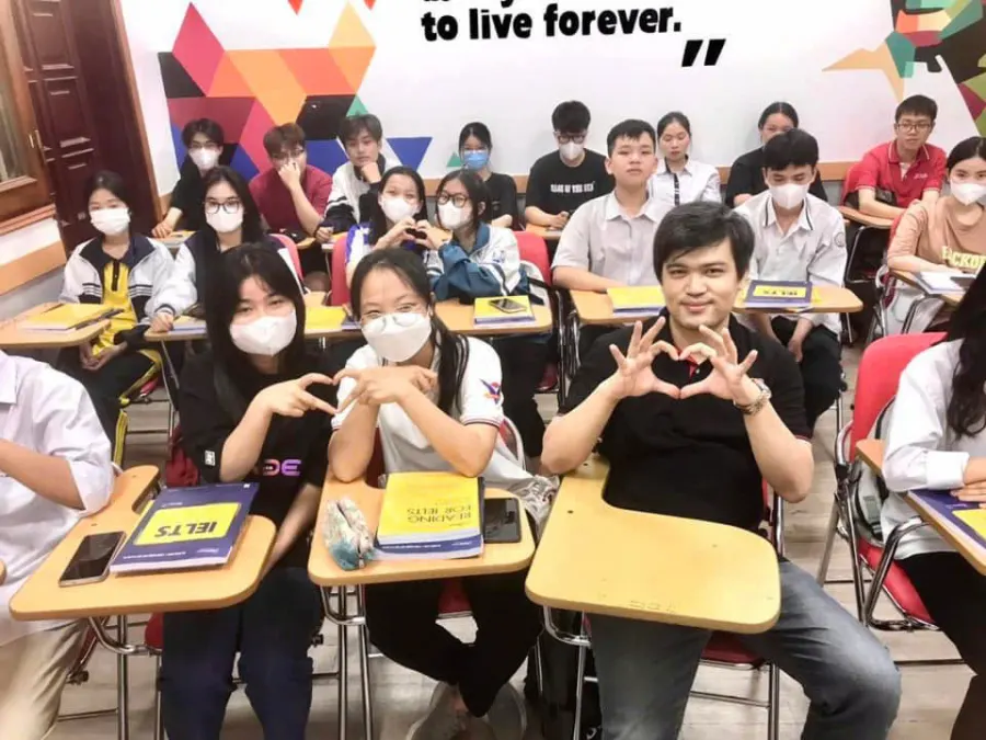 Lớp Tiếng Anh Thầy Chung IELTS
