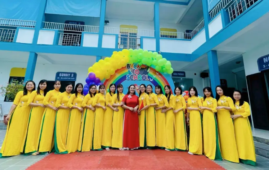 Trường Mầm Non Hoa Sữa
