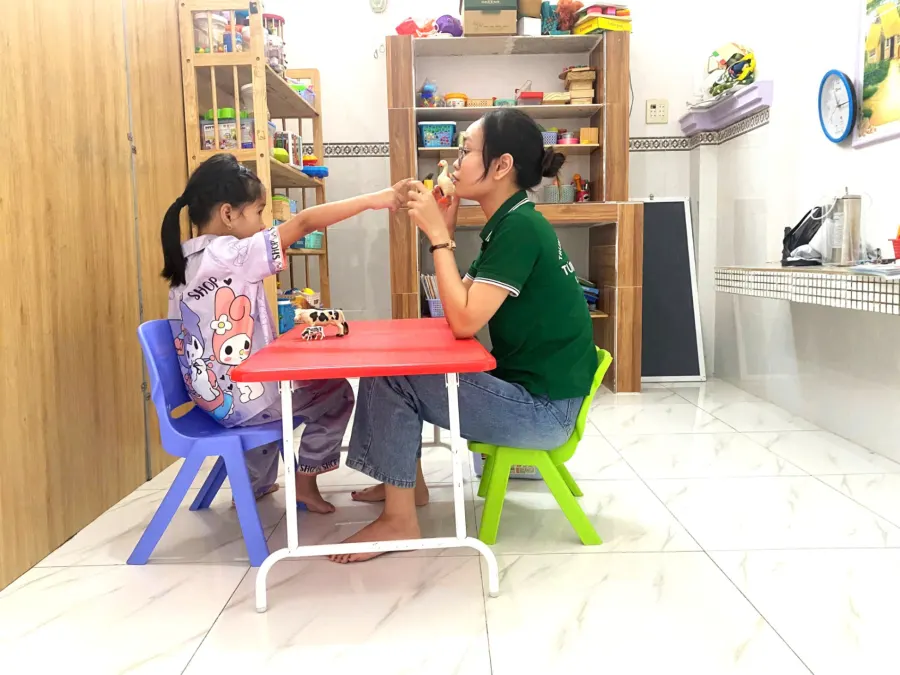 Trung Tâm Can Thiệp Sớm Từng Bước Nhỏ