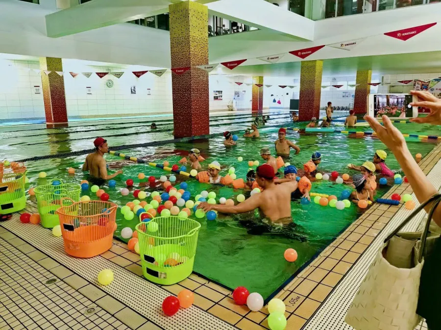 CLB Swimming & Fitness Renaissance Japan