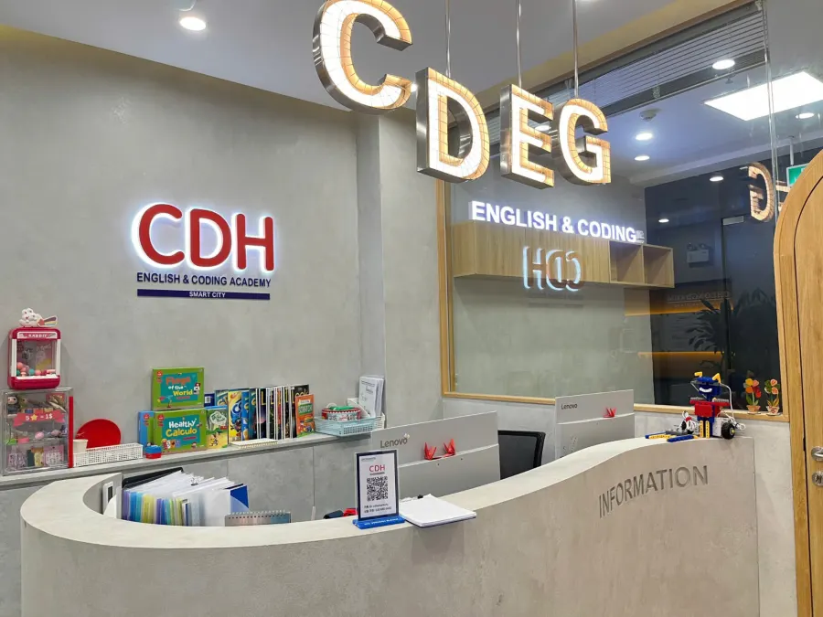 Trung tâm CDH - English & Coding Academy