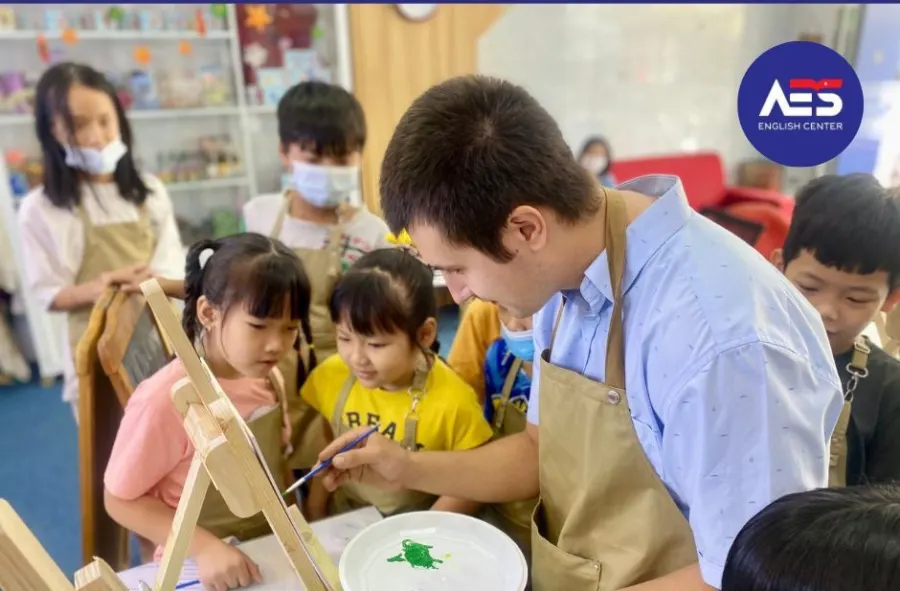 TRUNG TÂM NGOẠI NGỮ Á ÂU (AES)