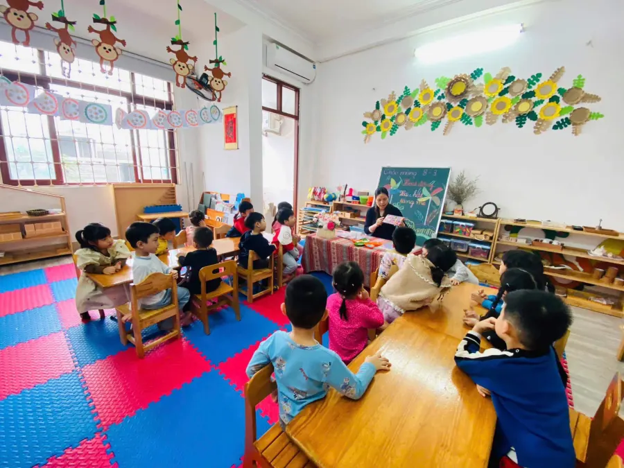Trường Mầm Non Nắng Nhỏ (LaLuci Montessori)