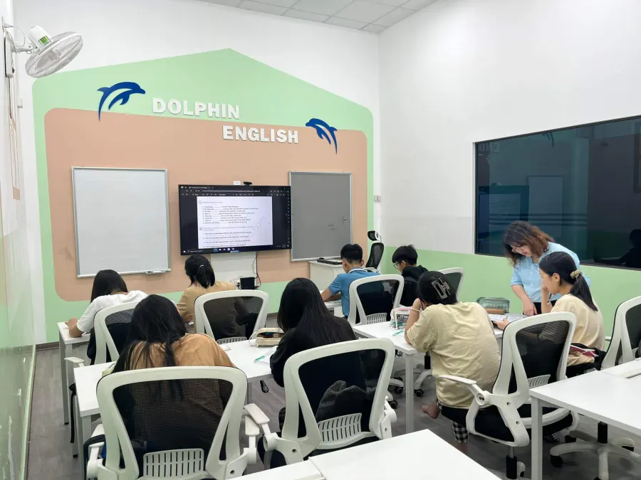 Hệ Thống Đào Tạo Tiếng Anh Và Kỹ Năng Sống Dolphin