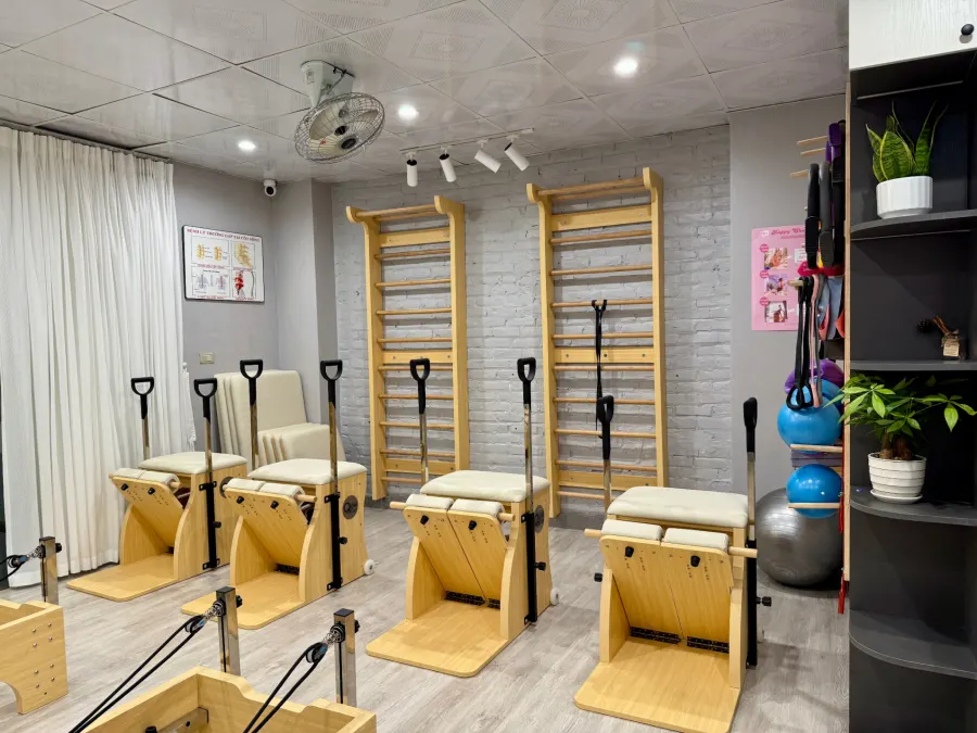 Pilates Studio: Happy By Quỳnh - Nhật Tân, Tây Hồ