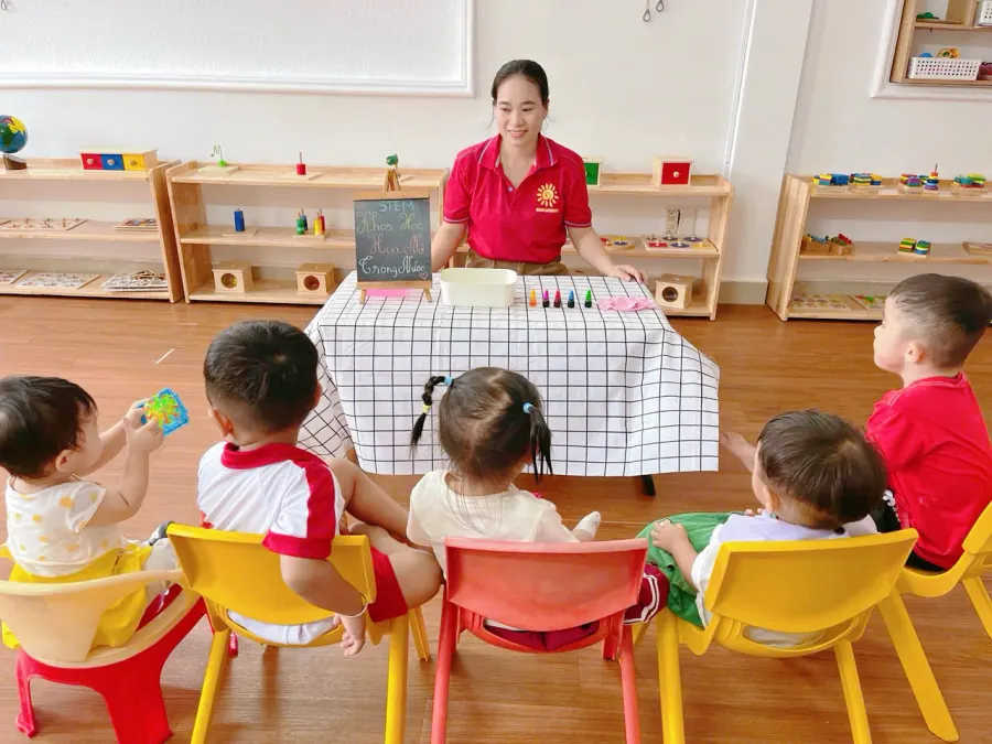 Mầm Non Mặt Trời Đỏ (Red Sun Kindergarten) - Tăng Nhơn Phú