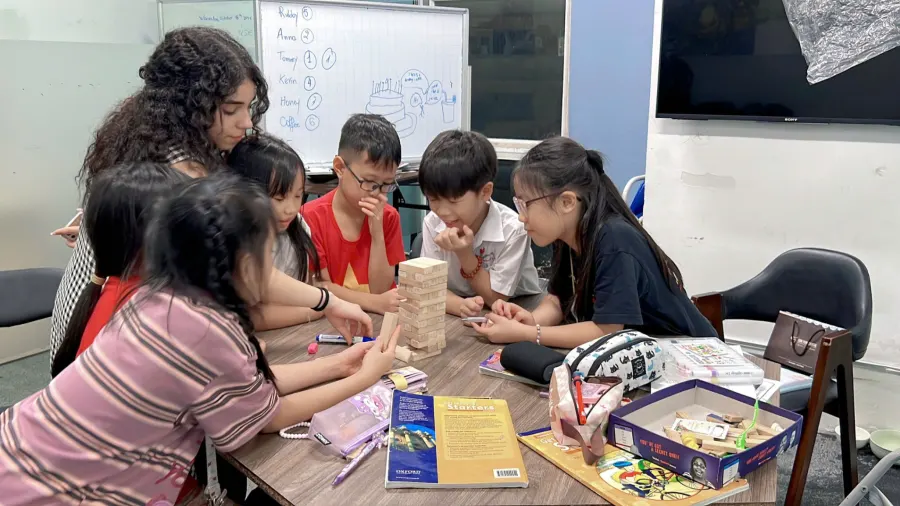 Trung Tâm Tiếng Anh Capital Education - KĐT Văn Khê