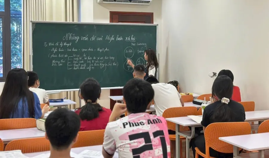 Hệ Thống Luyện Thi Alpha Edu