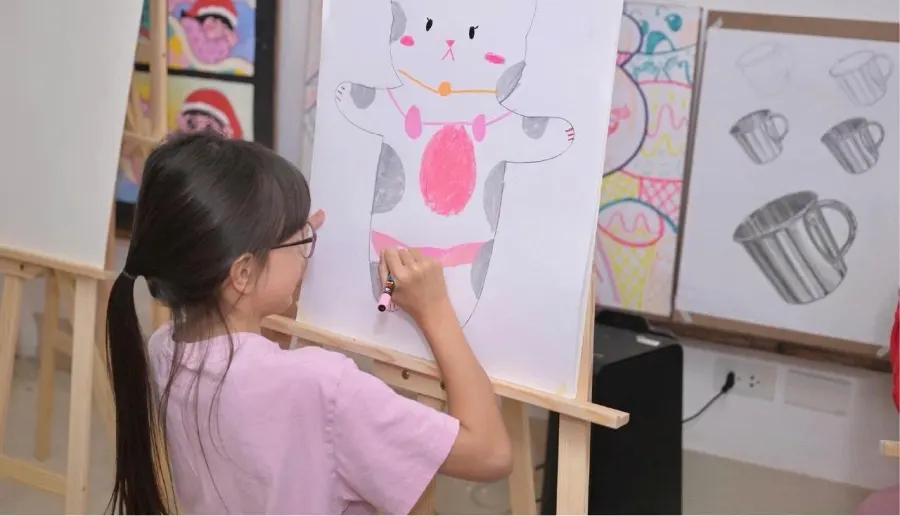 Trung Tâm Nghệ Thuật The 1st Class Art Study (Lớp Học Đầu Tiên)
