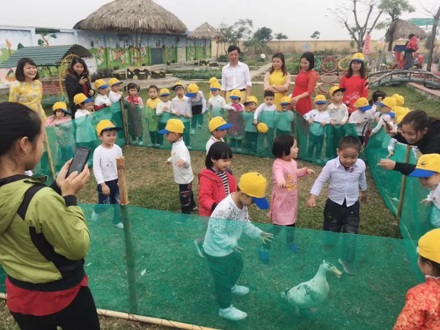 Trường mầm non Hoa Sen