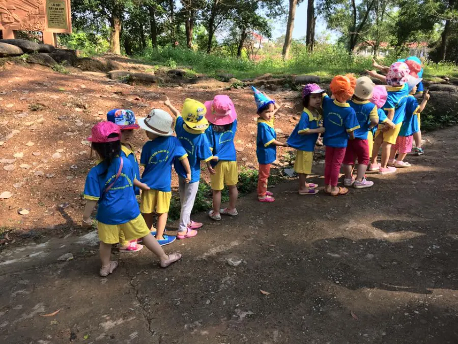 Trường mầm non RainBow