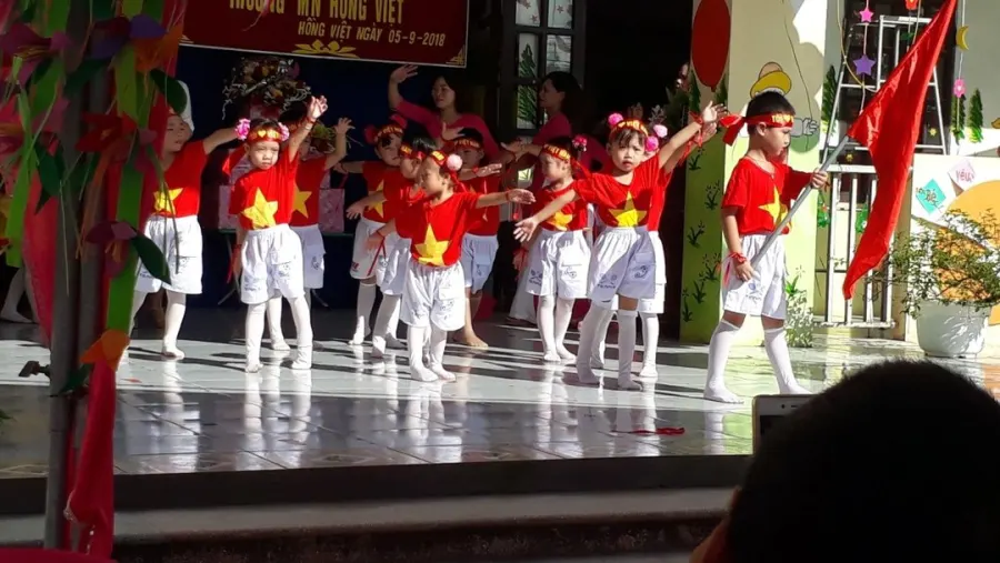 Trường mầm non Hồng Việt