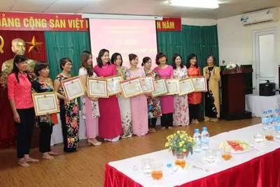 Trường mầm non Đống Mác