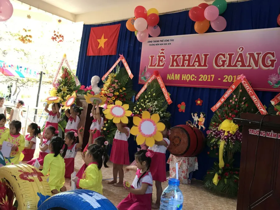 Trường mầm non Hoa Sen