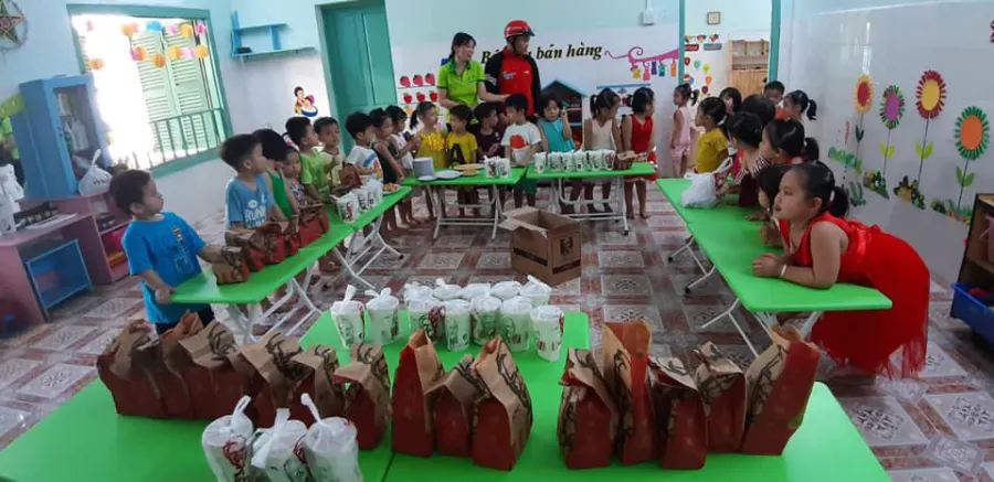 Trường mầm non Hoa Hồng