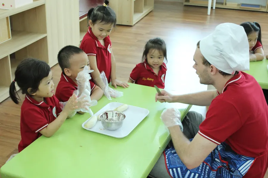 Trường mầm non Hoa Sữa
