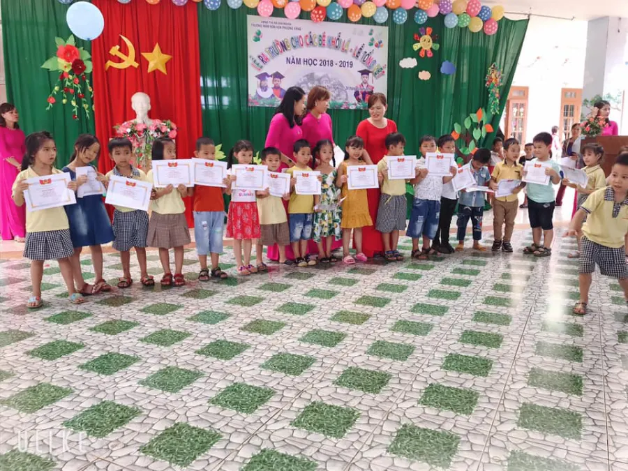 Trường mầm non Hoa Phượng Vàng