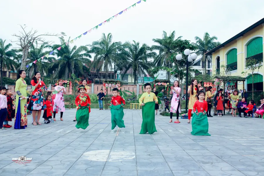 Trường mầm non Hoa Phượng