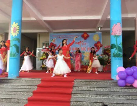 Trường mầm non Hoa Trà Mi