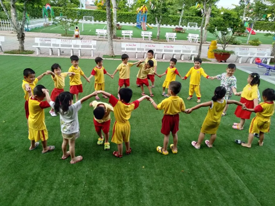 Trường mẫu giáo Hoa Sen