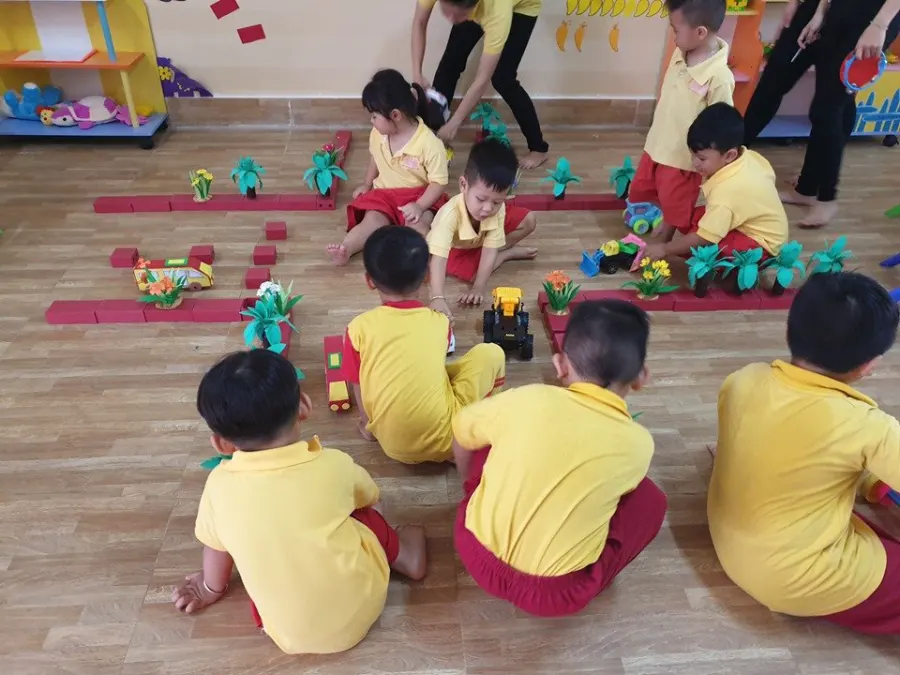 Trường mẫu giáo Hoa Sen