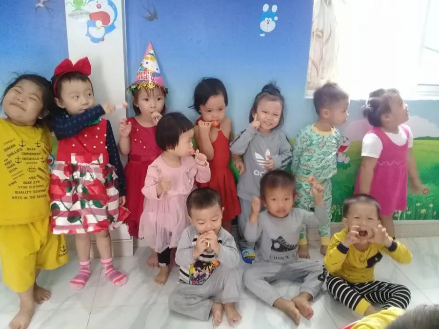 Nhóm trẻ Đôrêmon