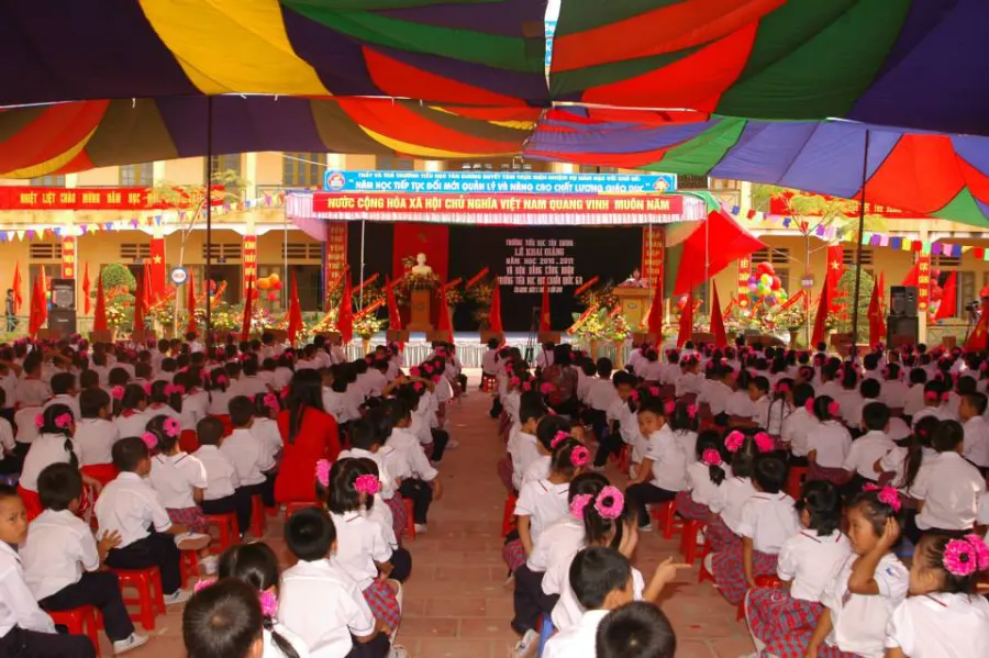 Trường tiểu học Tân Dương