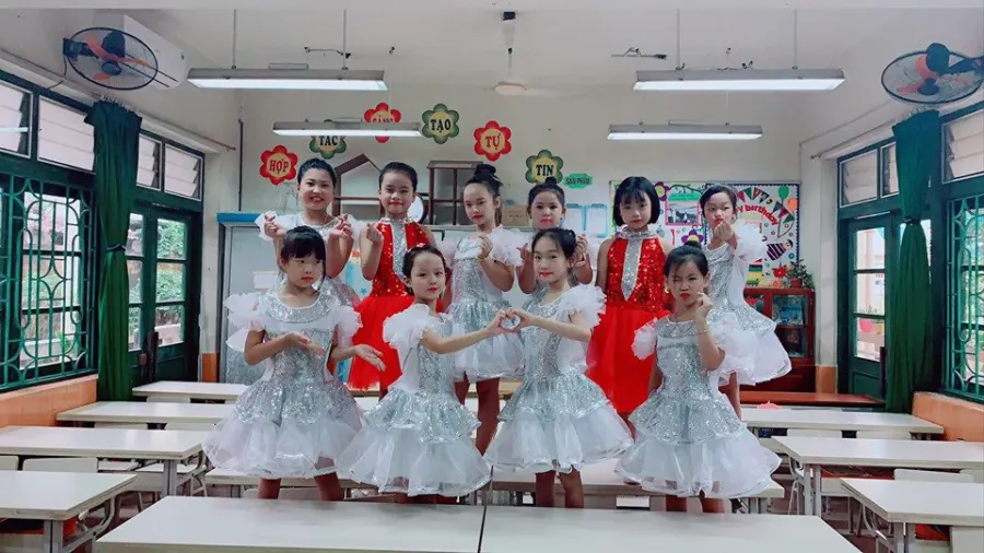 Trường tiểu học Hồ Tùng Mậu