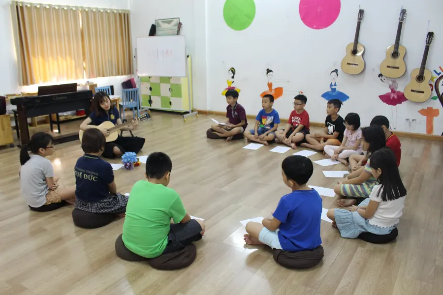 Trường Tiểu học - THCS Tuệ Đức - Bình Khánh