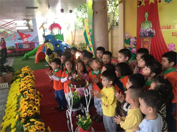 Trường mầm non Thạch Cầu