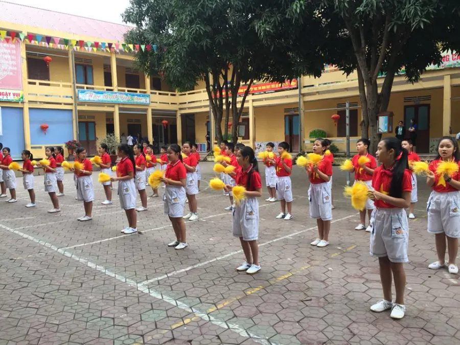 Trường tiểu học Trường Thi