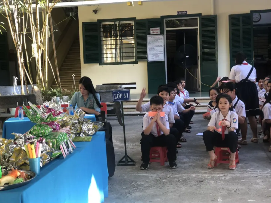 Trường tiểu học Vạn Thạnh
