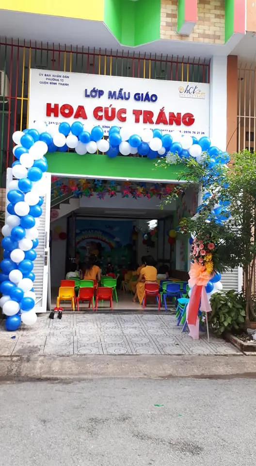 Trường mầm non Hoa Cúc Trắng