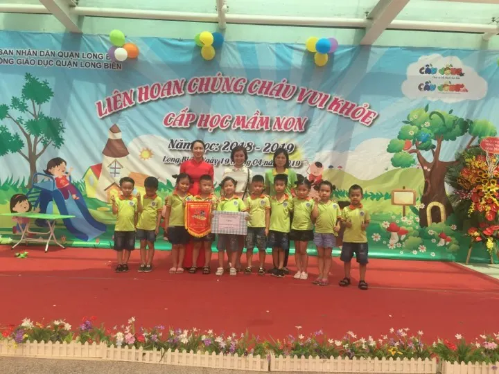 Trường mầm non Hoa Phượng