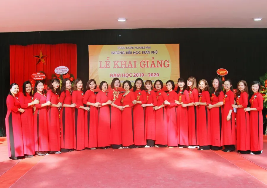 Trường Tiểu học Trần Phú